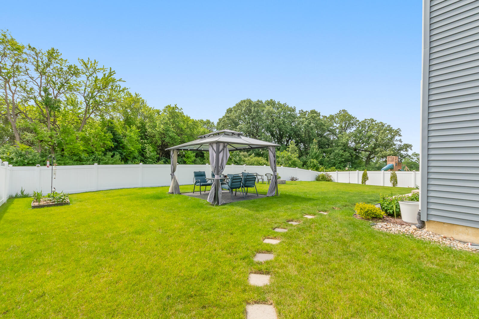 11629 Clyde Drive Crown Point, IN 46307 - Photo 31 of 32 1600x1067