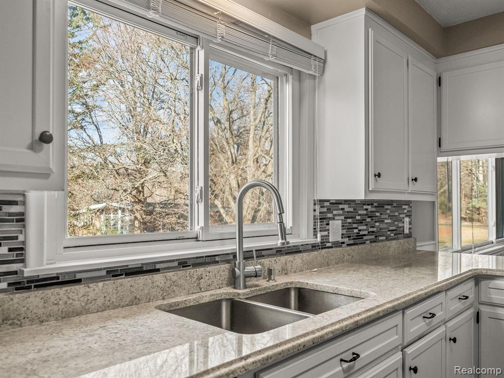 6150 Franklin Road Bloomfield Hills, MI 48301 - Photo 12 of 27