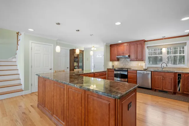 $3,995,000 | 214 Krainewood Drive, Moultonborough, NH 03254