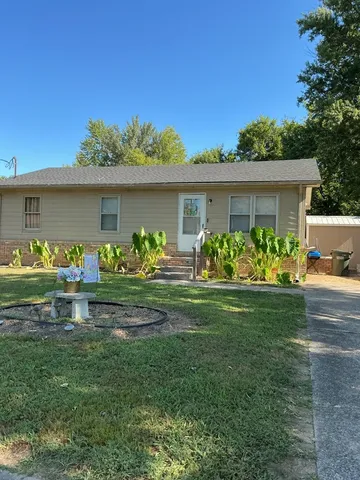 $995 | 137 Boxwood Drive, Hopkinsville, KY 42240