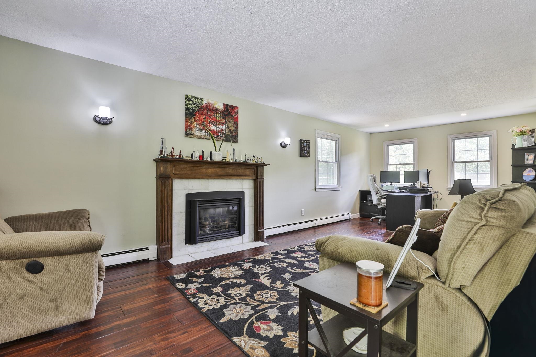 15 Castle Hill Road Pelham, NH 03076 - Photo 29 of 47