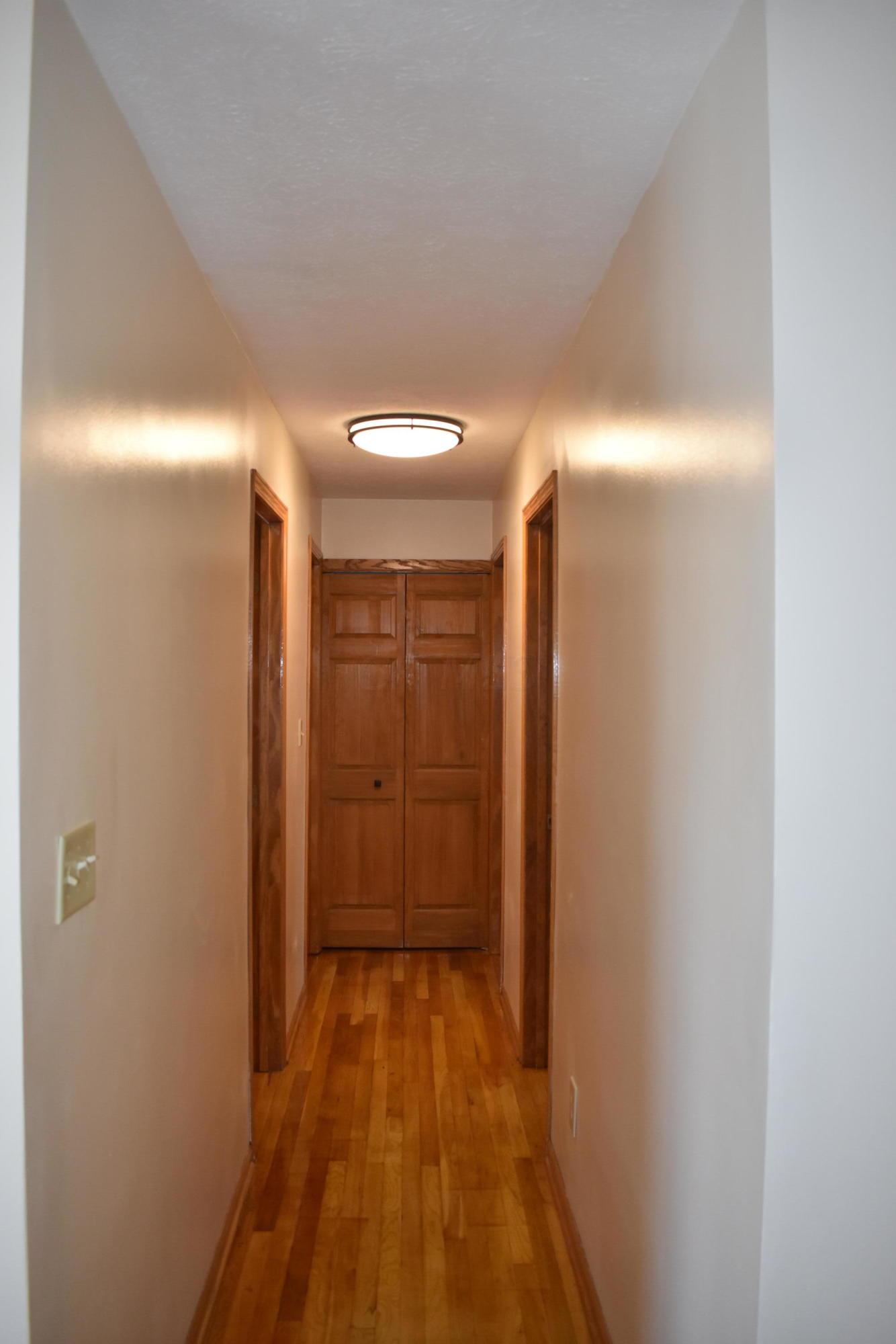 3936 Ivorton Road West Columbus, OH 43207 - Photo 11 of 30 Gallery Image 11