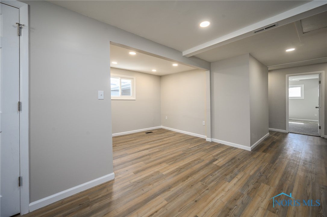 508 Rochelle Road Toledo, OH 43615 - Photo 10 of 26 Gallery Image 10