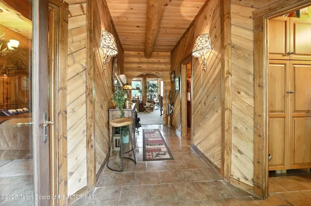 $3,300,000 | 3 Forest Trail, Boulder, WY 82923