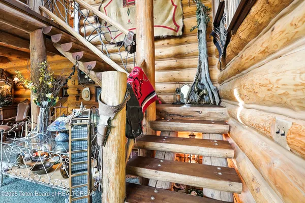 $3,300,000 | 3 Forest Trail, Boulder, WY 82923