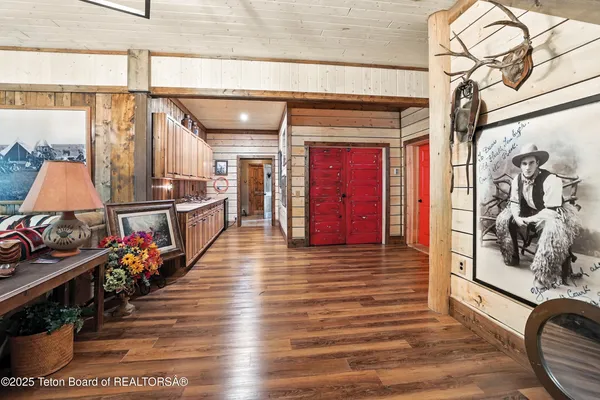 $3,300,000 | 3 Forest Trail, Boulder, WY 82923