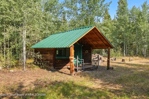 $3,300,000 | 3 Forest Trail, Boulder, WY 82923