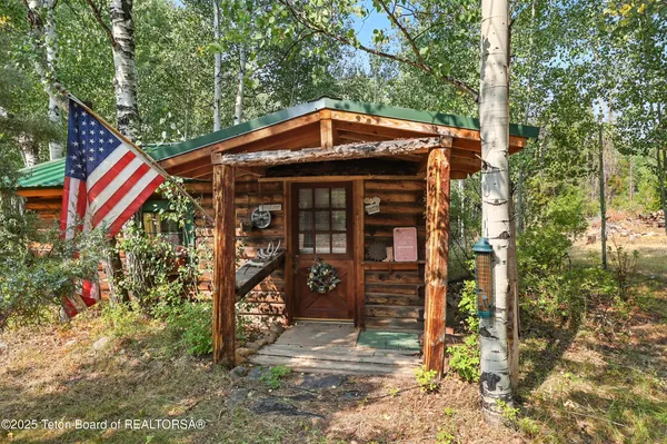 $3,300,000 | 3 Forest Trail, Boulder, WY 82923
