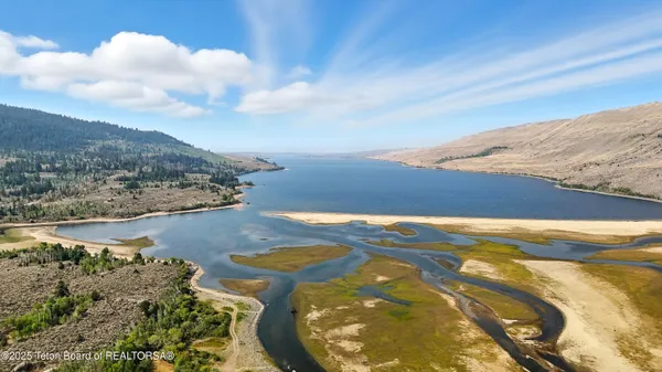 $3,300,000 | 3 Forest Trail, Boulder, WY 82923