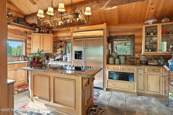 $3,300,000 | 3 Forest Trail, Boulder, WY 82923