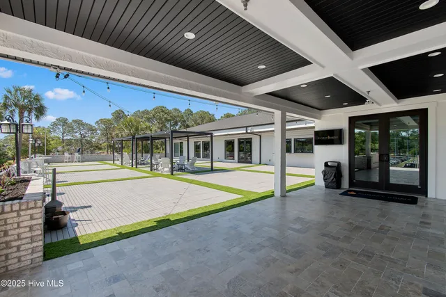 $679,900 | 622 Oyster Bay Drive, Sunset Beach, NC 28468