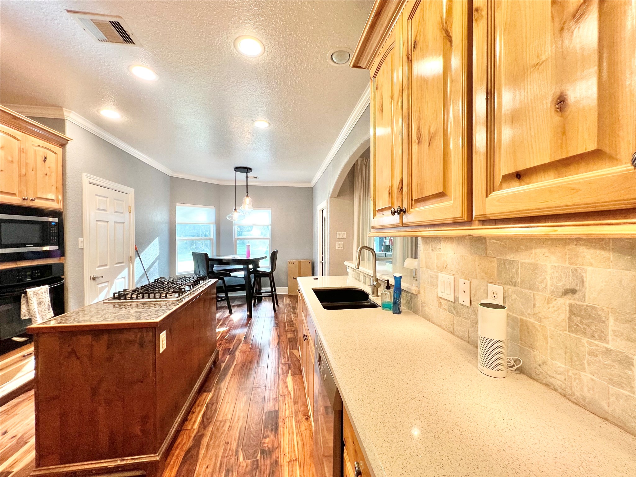 6714 Jay Road Hitchcock, TX 77563 - Photo 19 of 50 a living room with large window and furniture