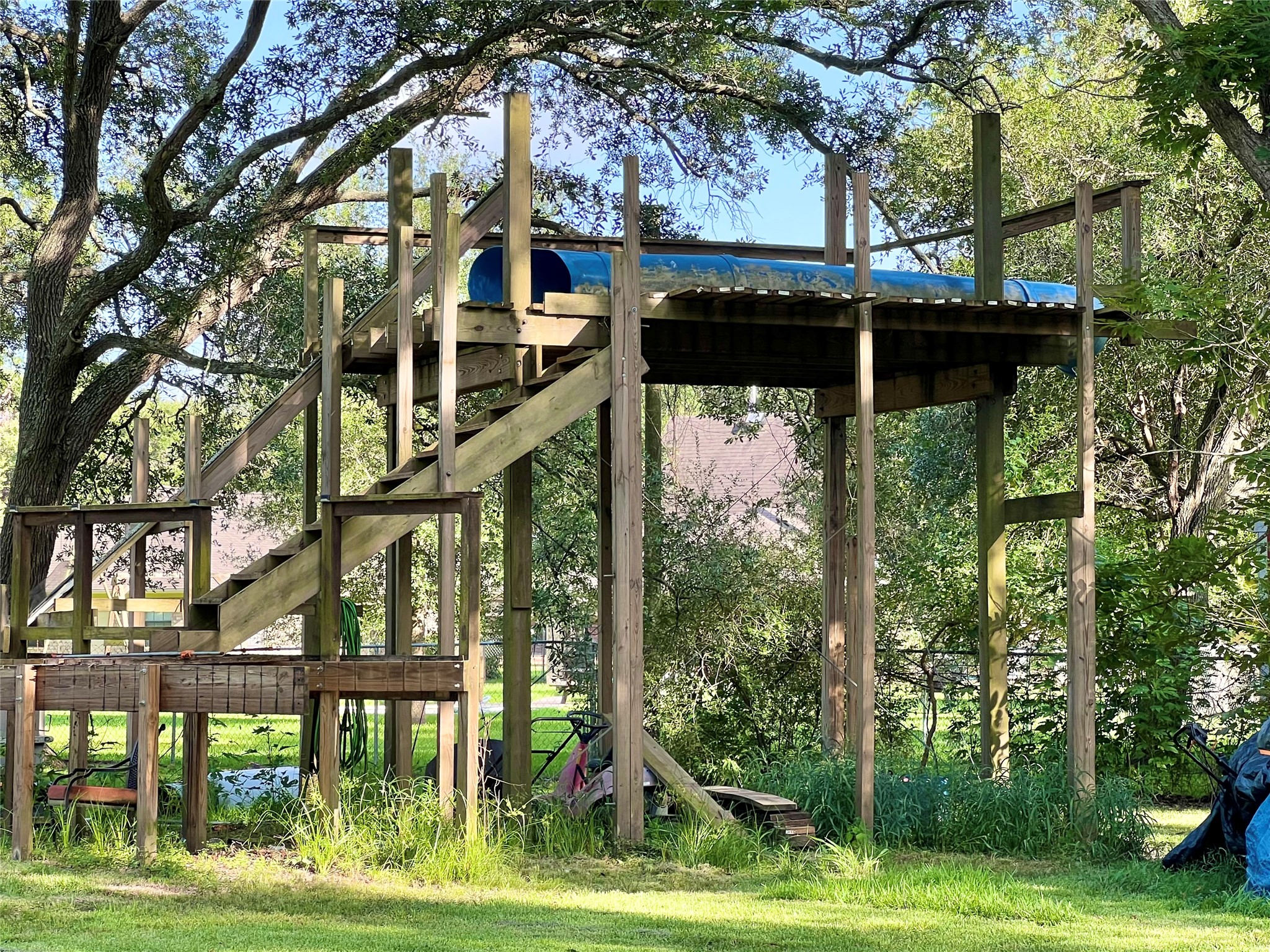 6714 Jay Road Hitchcock, TX 77563 - Photo 48 of 50 a view of outdoor space yard and deck