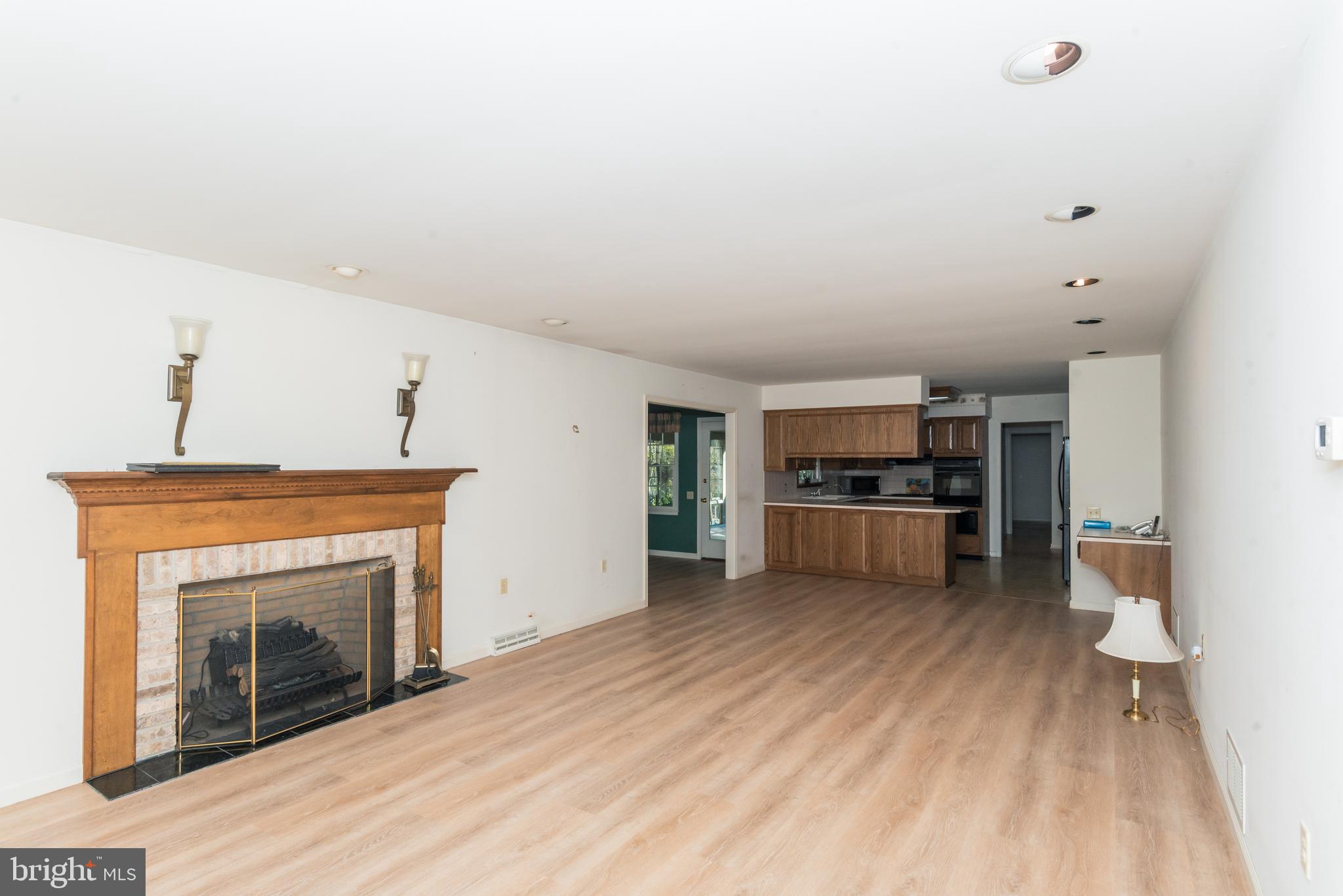 411 Rolling Road Salisbury, MD 21801 - Photo 21 of 51 Family Room with electric fireplace