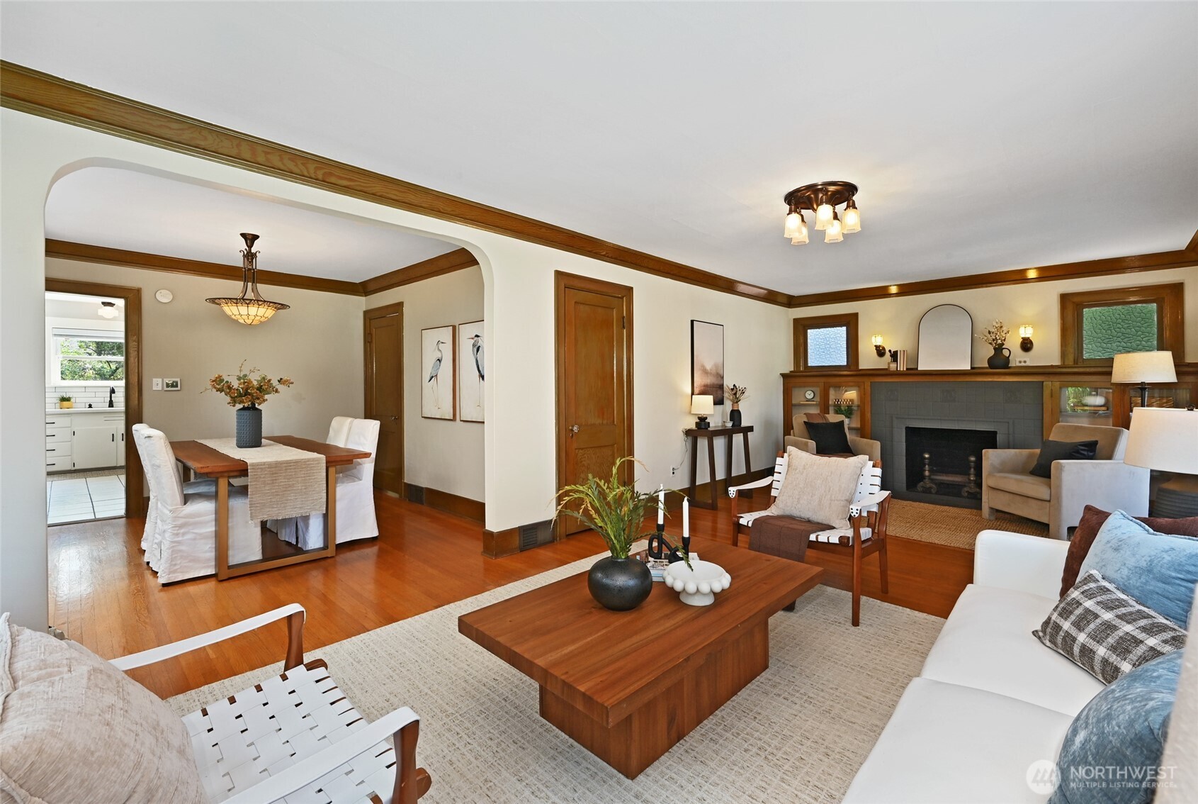 523 North 70th Street Seattle, WA 98103 - Photo 4 of 21 Gallery Image 4