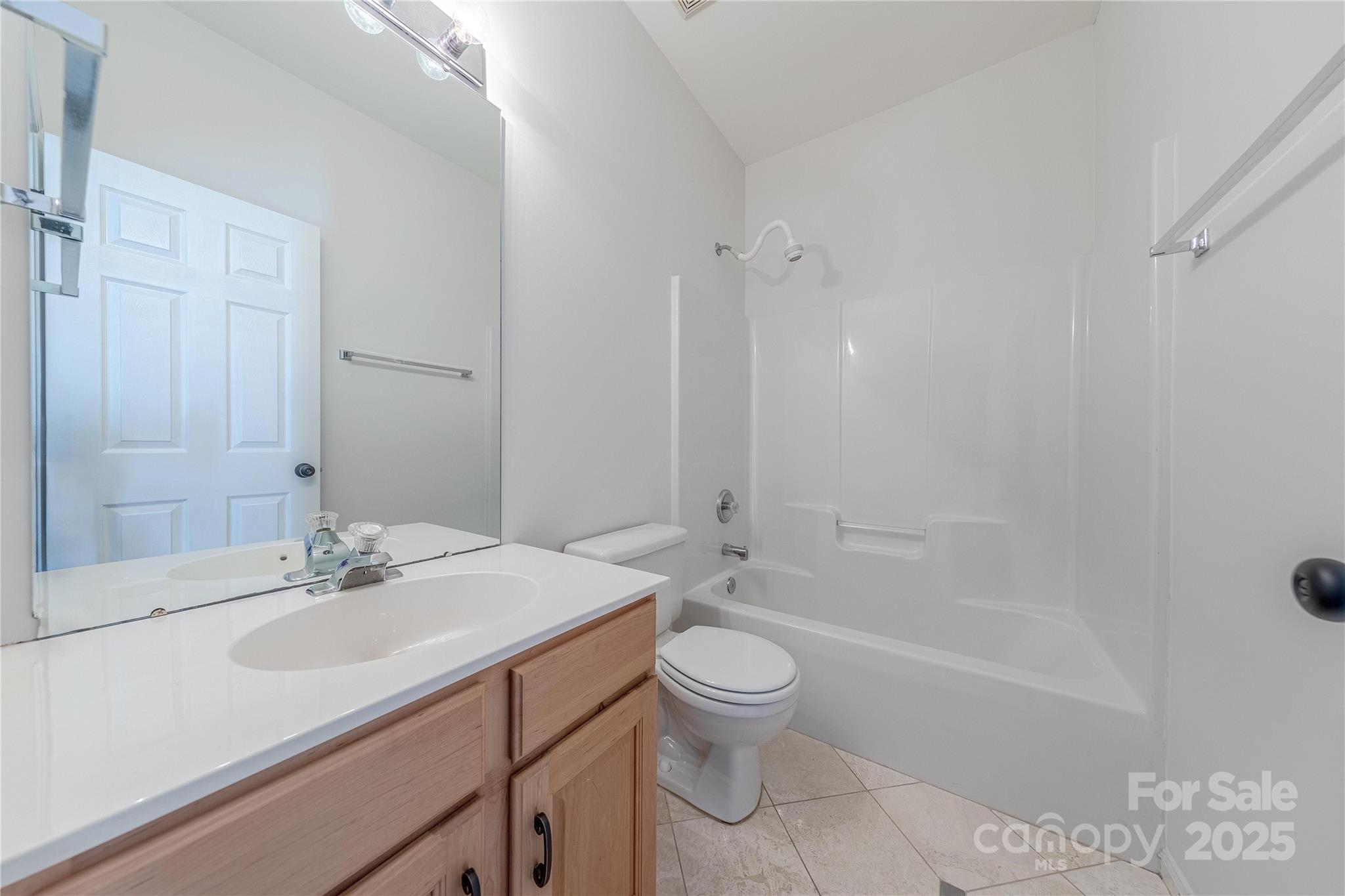 901 Clearbrook Road Matthews, NC 28105 - Photo 26 of 37 a bathroom with a sink toilet and shower