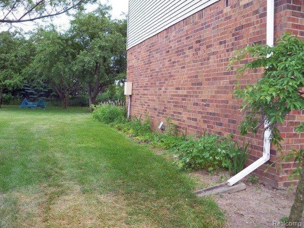 11548 Messmore Road, Unit 57 Utica, MI 48317 - Photo 12 of 16 2011 06 10_0661_edited-1 (Copy)