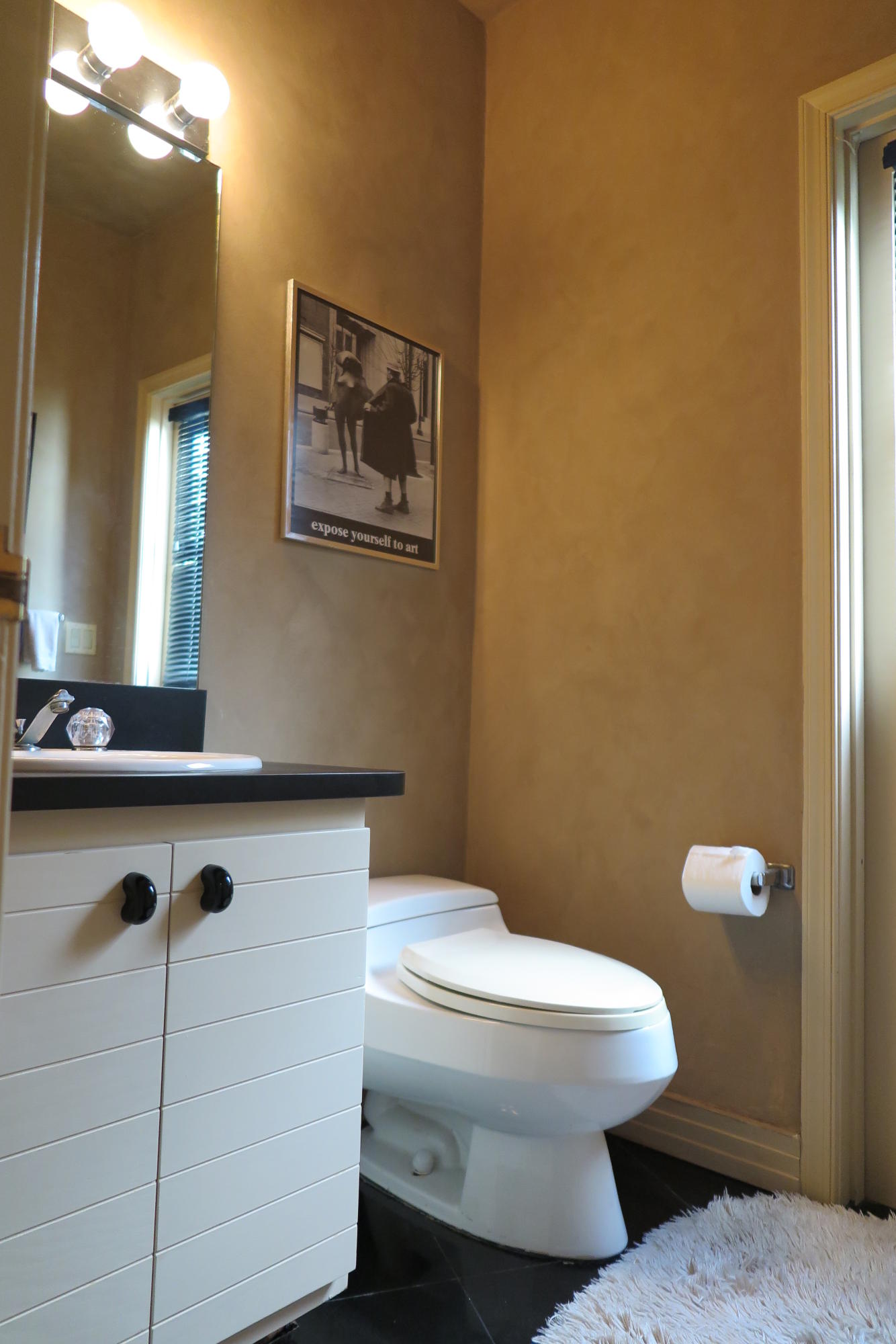 22528 Esplanada Circle Boca Raton, FL 33433 - Photo 13 of 33 Half bath