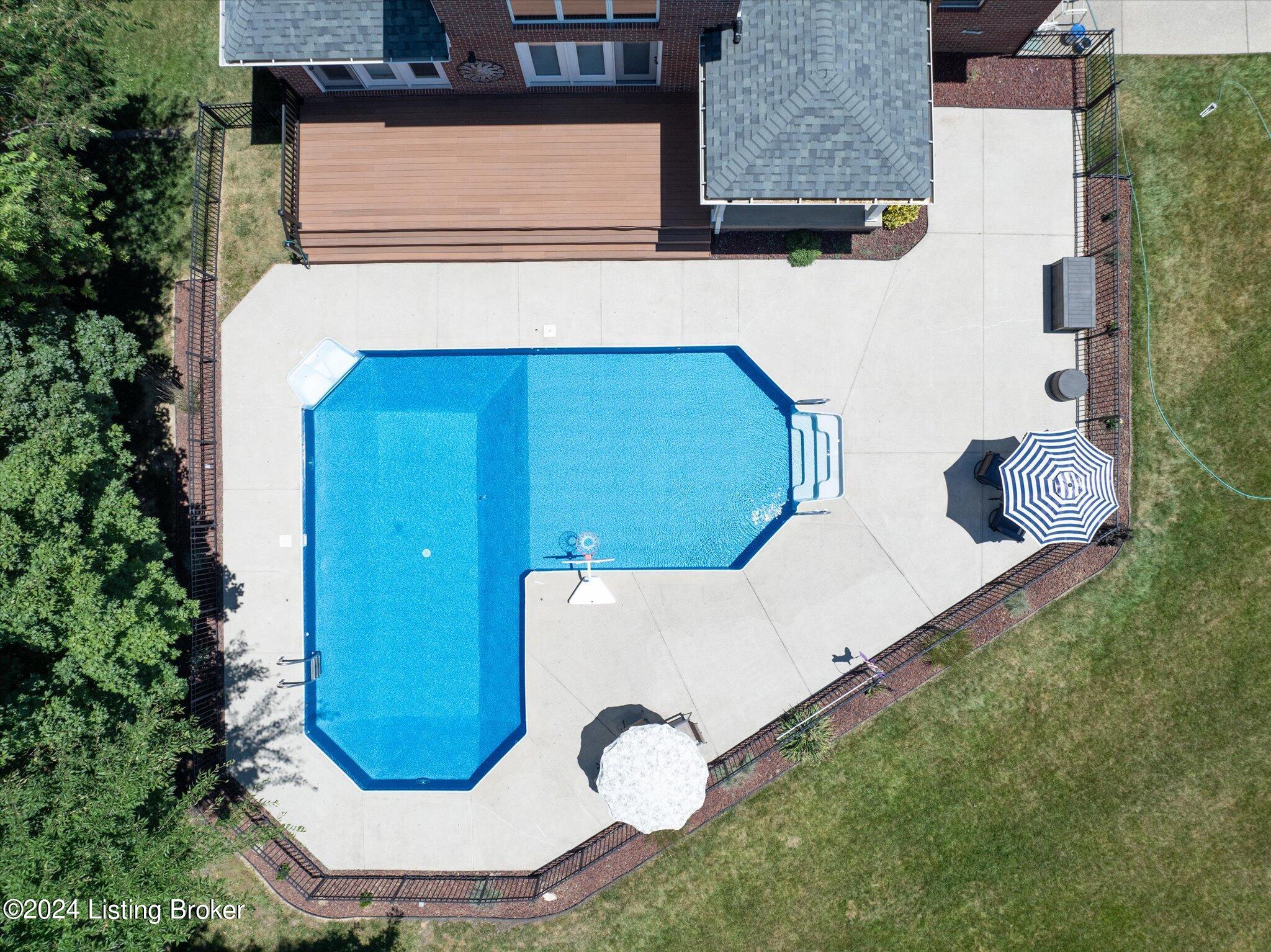 12700 Razor Branch Court Louisville, KY 40299 - Photo 5 of 61 05-05-DJI_0986