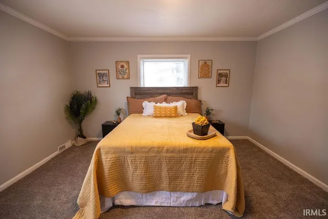 $204,900 | 1308 North Woodridge Avenue, Muncie, IN 47304