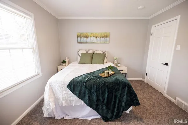 $204,900 | 1308 North Woodridge Avenue, Muncie, IN 47304