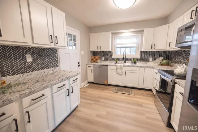 $204,900 | 1308 North Woodridge Avenue, Muncie, IN 47304