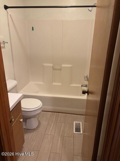 1011 Consolidated Road Elizabeth City, NC 27909 - Photo 6 of 13 Hall Bathroom