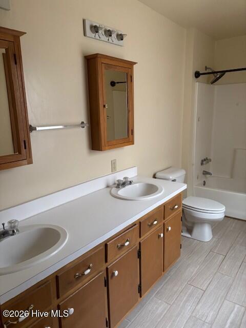 1011 Consolidated Road Elizabeth City, NC 27909 - Photo 7 of 13 Primary Bath