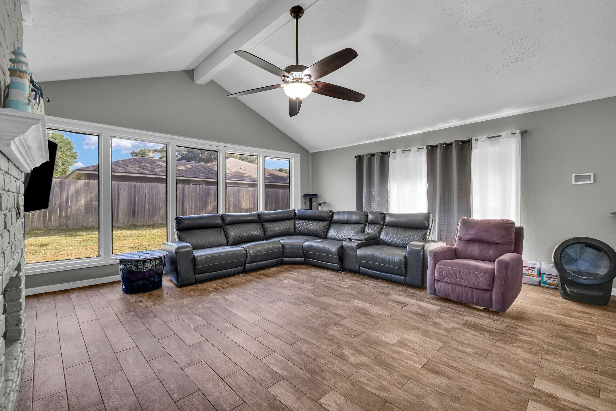 16103 Tibet Road Friendswood, TX 77546 - Photo 6 of 38 Gallery Image 6