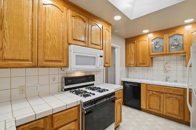 $4,200 | 2682 Coit Drive, San Jose, CA 95124