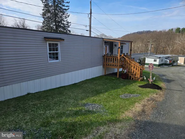$89,000 | 33 Squaw Circle, Barto, PA 19504