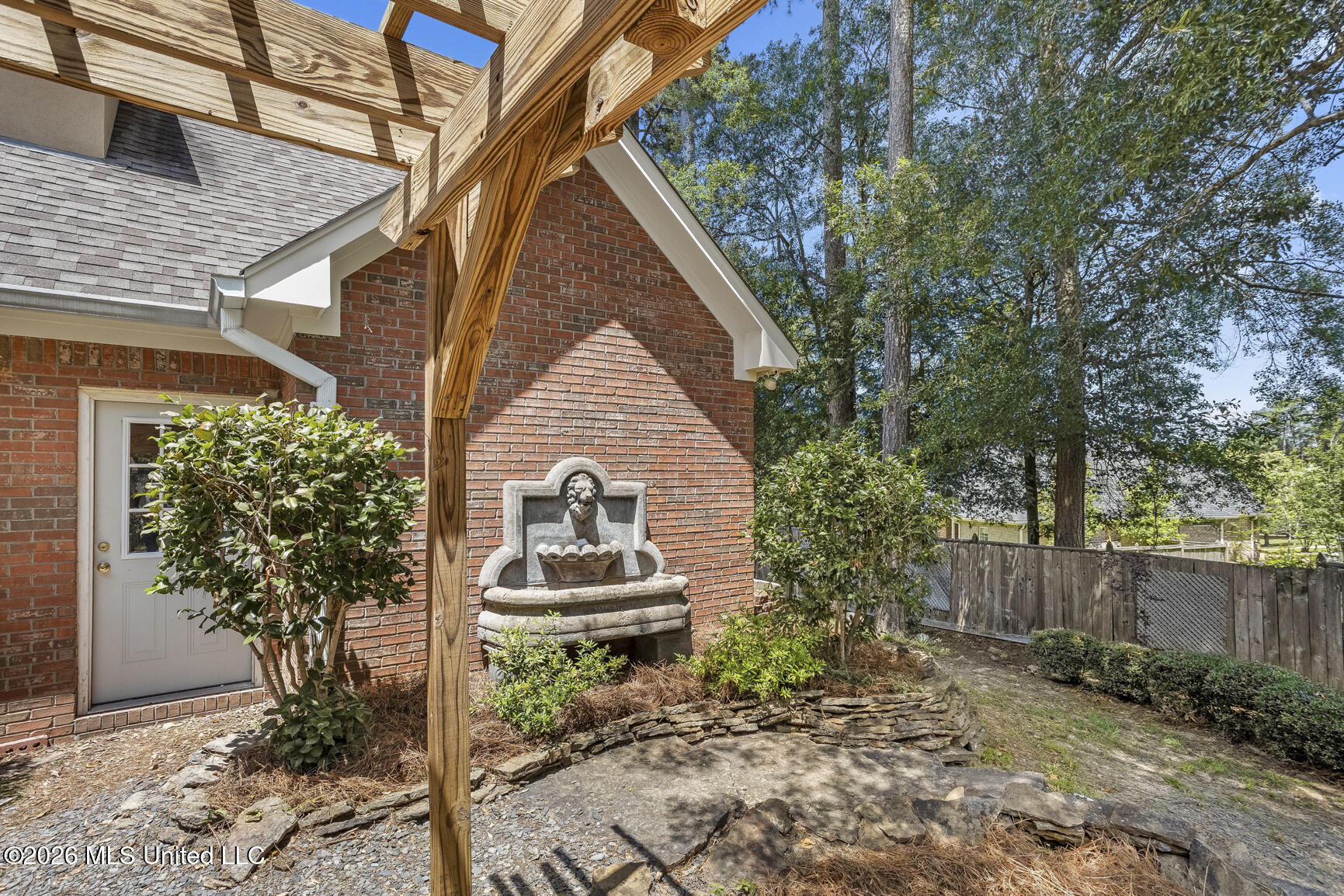 525 Ridge Circle Brandon, MS 39047 - Photo 45 of 51 525 Ridge Cir_jhookphotos-42