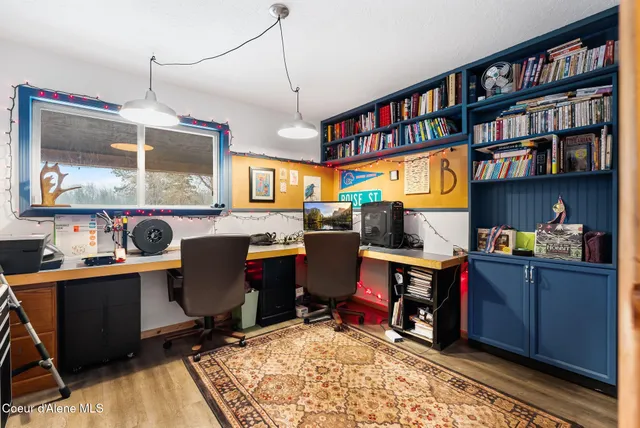 $950,000 | 966 North Kootenai Road, Sandpoint, ID 83864