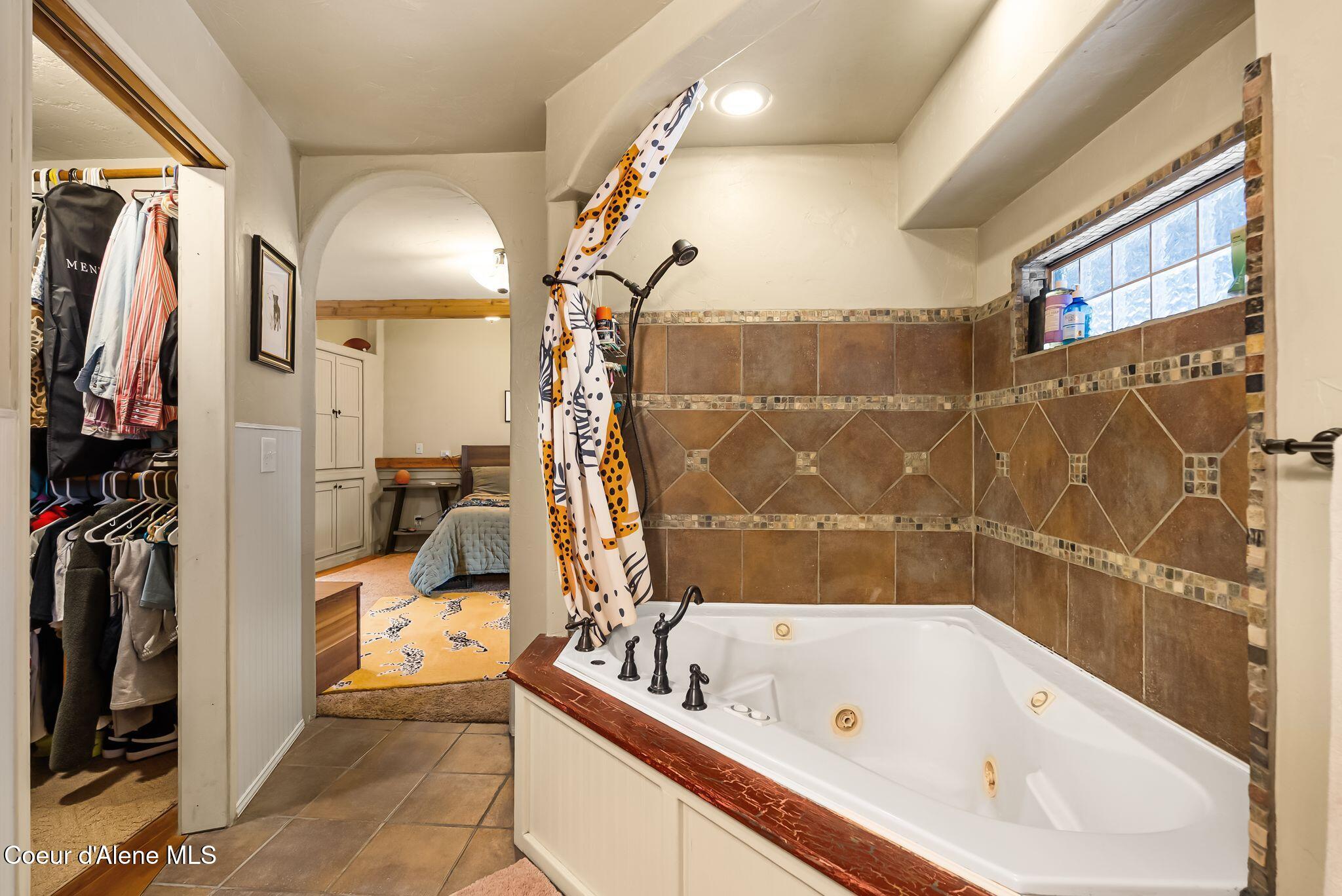 966 North Kootenai Road Sandpoint, ID 83864 - Photo 31 of 78 31_DSC06092