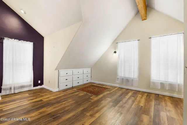 $950,000 | 966 North Kootenai Road, Sandpoint, ID 83864