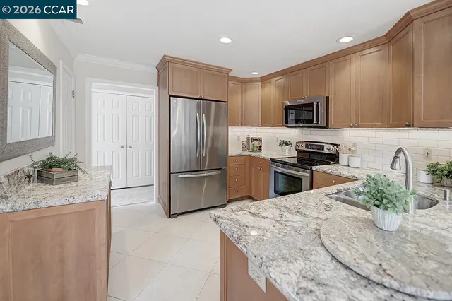 $1,088,000 | 5325 Terra Granada Drive, Unit 1B, Walnut Creek, CA 94595