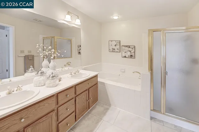 $1,088,000 | 5325 Terra Granada Drive, Unit 1B, Walnut Creek, CA 94595