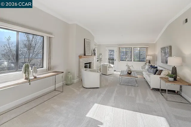 $1,088,000 | 5325 Terra Granada Drive, Unit 1B, Walnut Creek, CA 94595