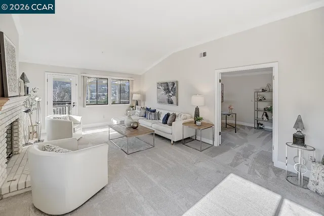 $1,088,000 | 5325 Terra Granada Drive, Unit 1B, Walnut Creek, CA 94595