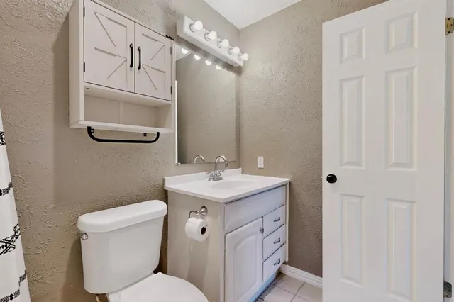 $2,350 | 2700 Winding Creek Drive, Carrollton, TX 75007