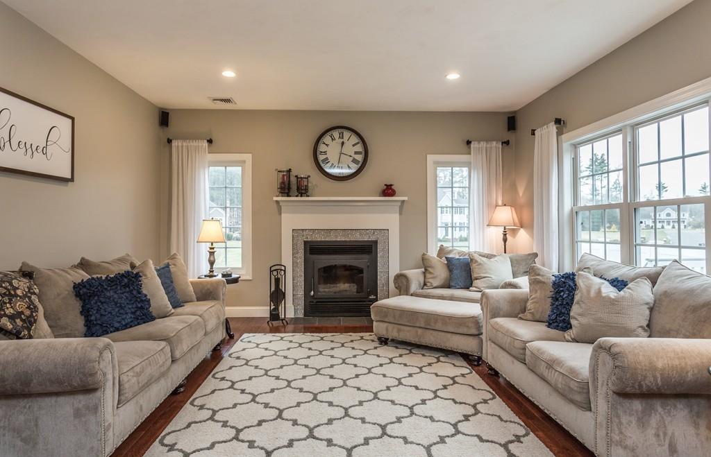 90 Princess Lane Raynham, MA 02767 - Photo 11 of 36 Gallery Image 11