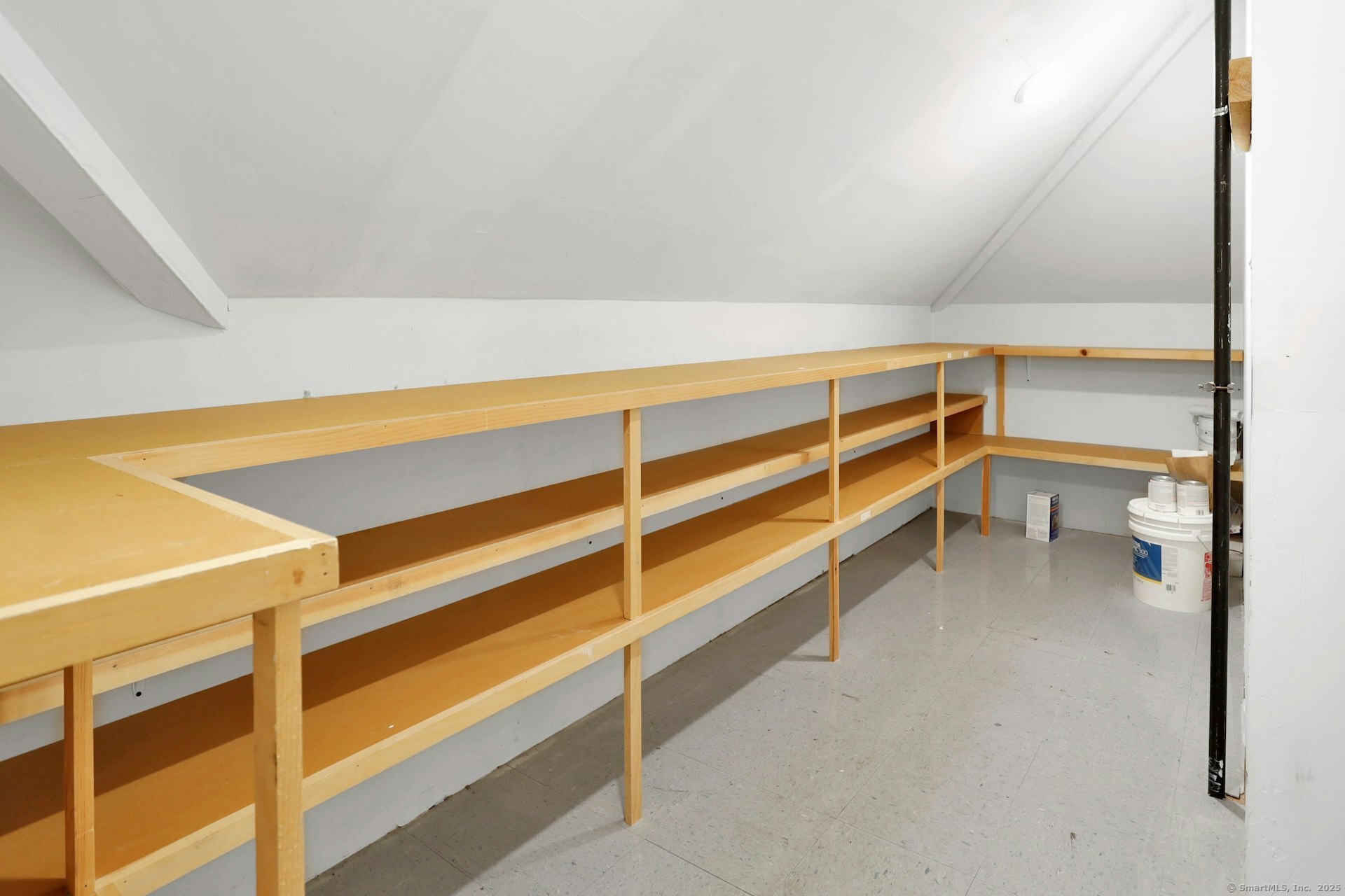 162 Danbury Road, Unit 2 Ridgefield, CT 06877 - Photo 12 of 15