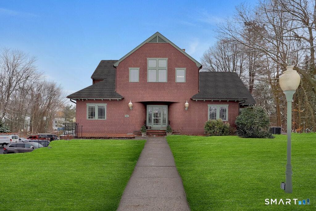 162 Danbury Road, Unit 2 Ridgefield, CT 06877 - Photo 13 of 15