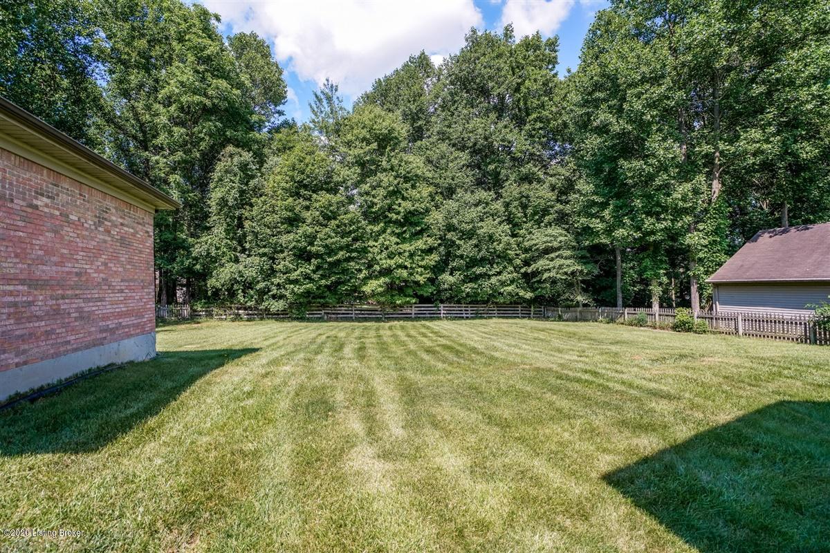 7509 Turner Ridge Road Crestwood, KY 40014 - Photo 52 of 59 Large Back Yard