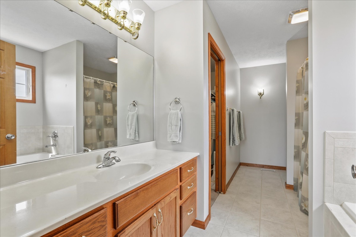 2381 Boulder Drive Normal, IL 61761 - Photo 19 of 42