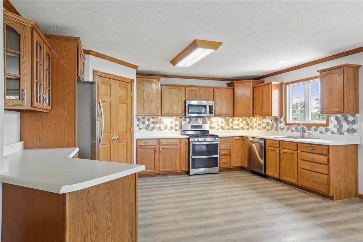 2381 Boulder Drive Normal, IL 61761 - Photo 2 of 42