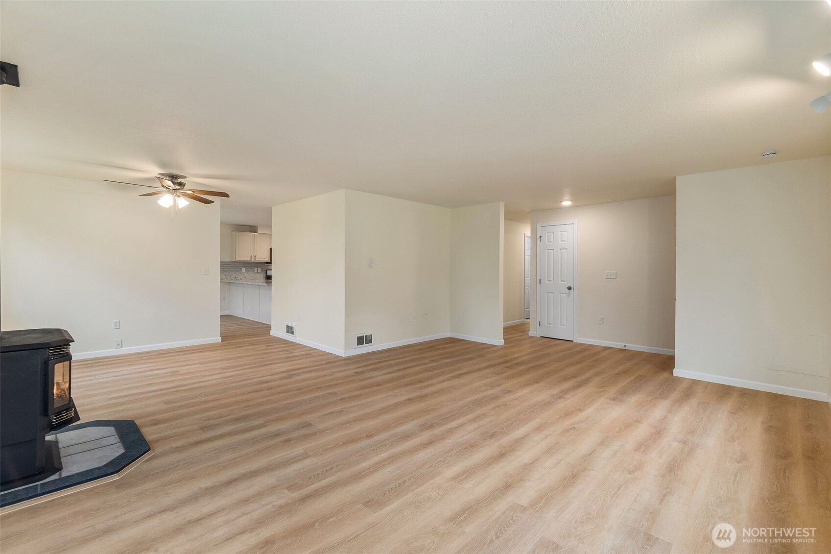 4435 Polehn Road Southwest Rochester, WA 98579 - Photo 6 of 31