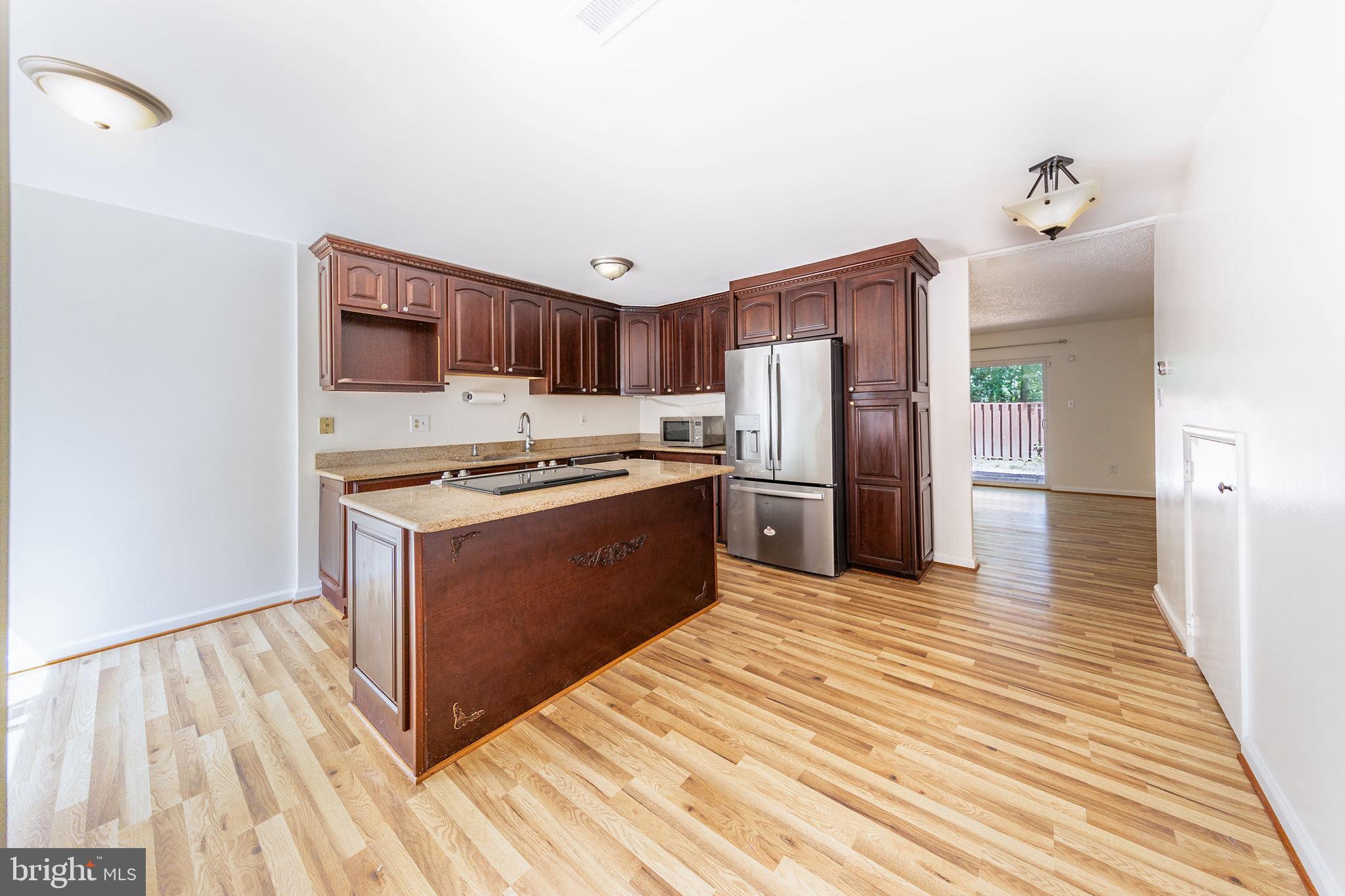 2232 Southgate Square Reston, VA 20191 - Photo 27 of 49