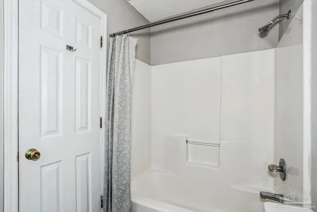 $245,000 | 327 Robin Hood Lane, Pensacola, FL 32526