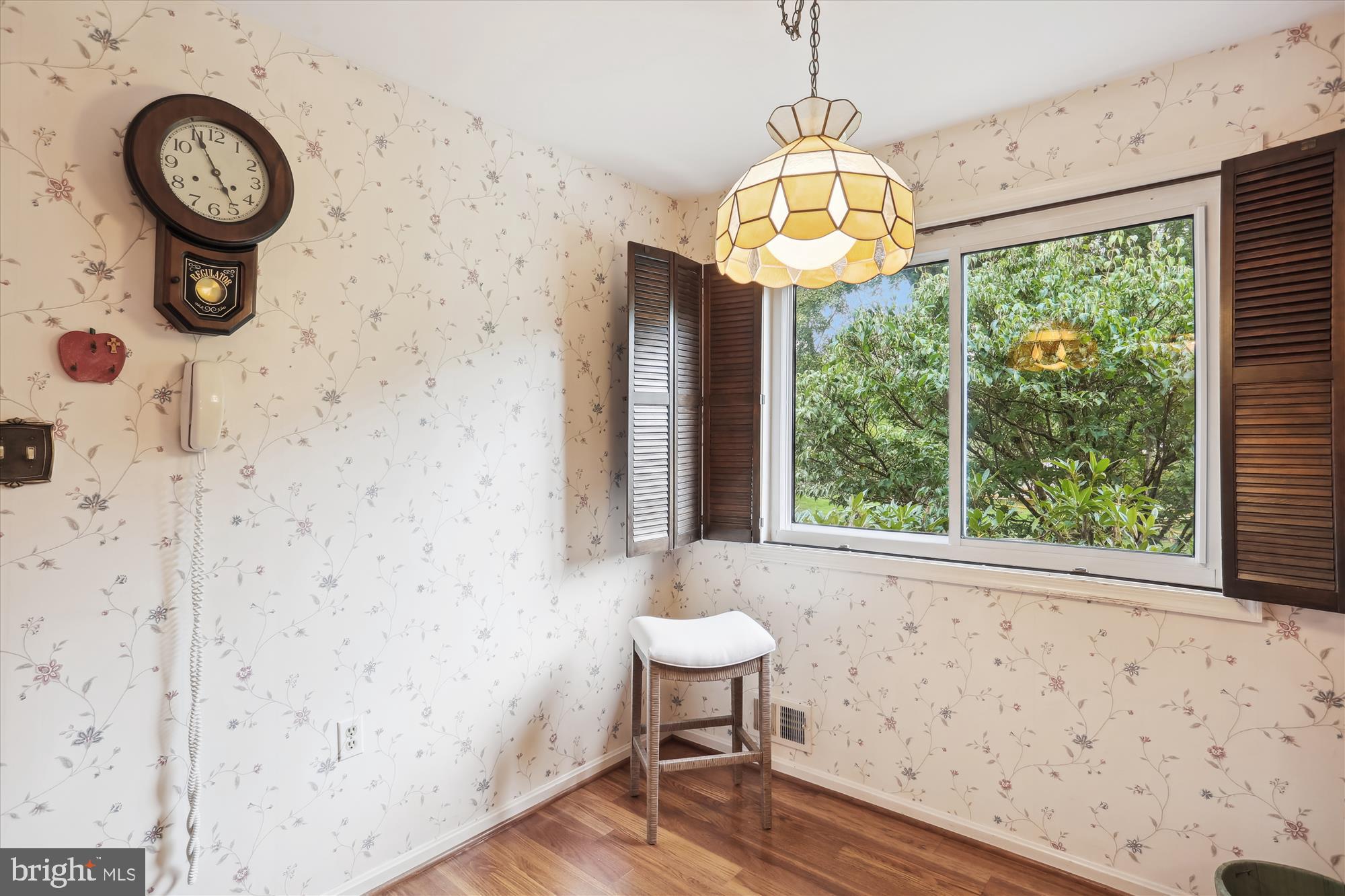 6609 Garrett Road Derwood, MD 20855 - Photo 27 of 102 Breakfast Area